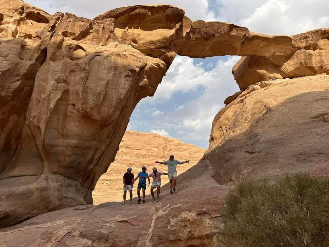 Rum Bedouin Trips Otel Ram Vadisi Dış mekan fotoğraf